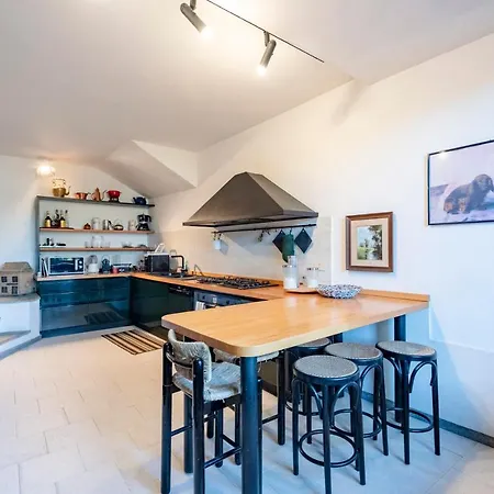 Renetta With Swimming Pool And Jacuzzi And Parking Apartment *
