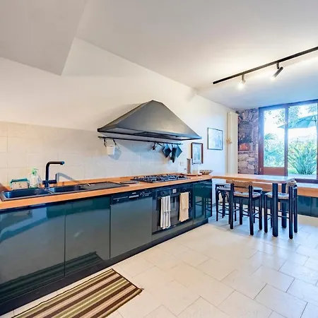Renetta With Swimming Pool And Jacuzzi And Parking * Rapallo