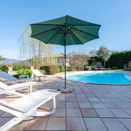 Lejlighed Renetta With Swimming Pool And Jacuzzi And Parking *