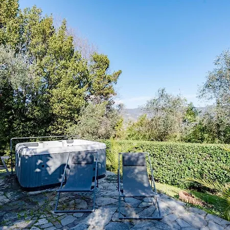 Apartment Villa Renetta With Swimming Pool And Parking Rapallo