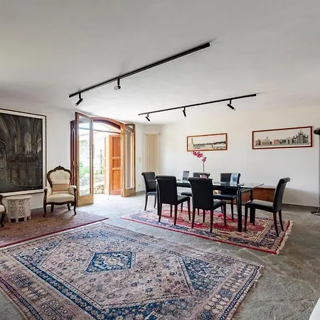 Villa Renetta With Swimming Pool And Parking